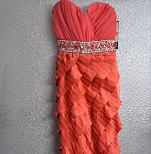 NWT Sequin Hearts Orange Strapless Ruffled Mini Dress Size 7